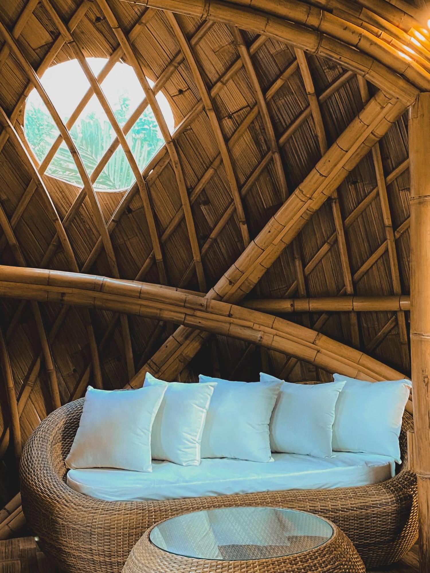 Alamvaya Bali Bamboo House Villa Сидемен Екстериор снимка