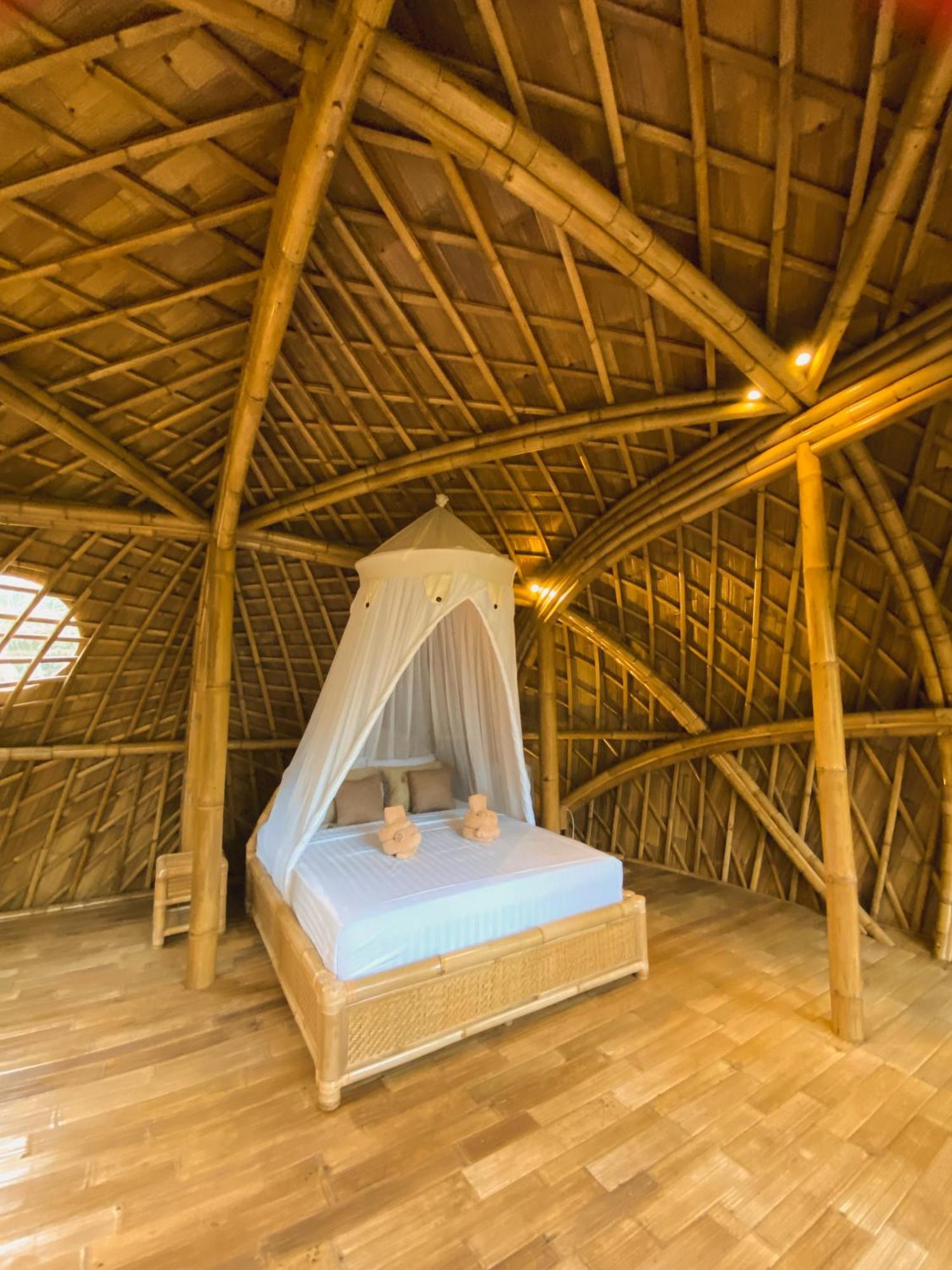Alamvaya Bali Bamboo House Villa Сидемен Екстериор снимка