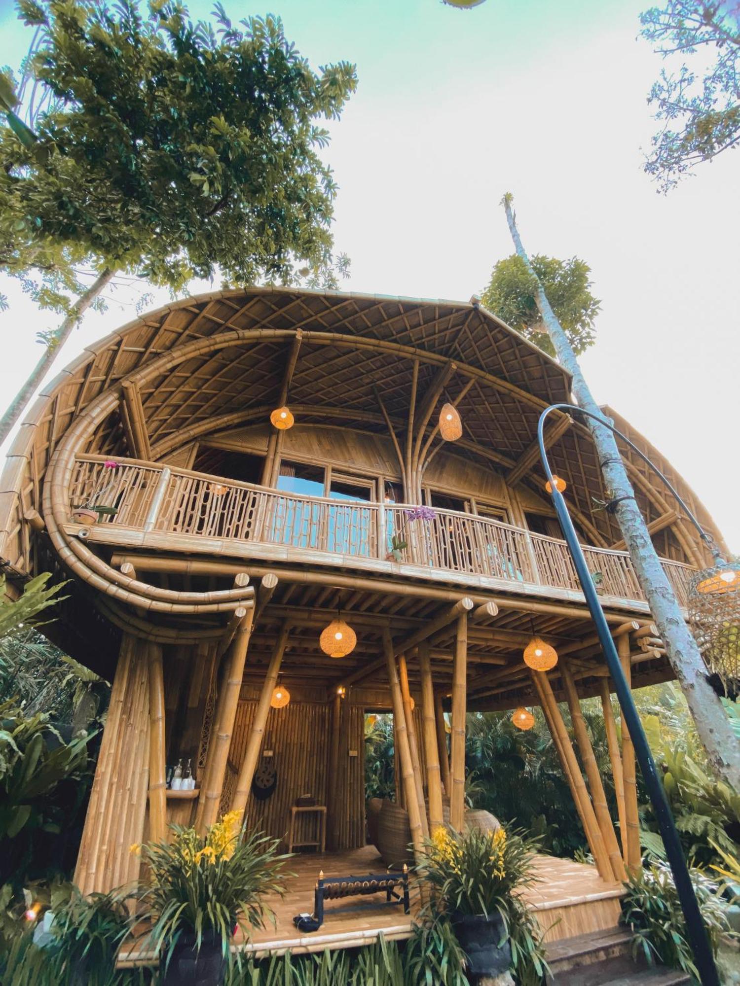 Alamvaya Bali Bamboo House Villa Сидемен Екстериор снимка