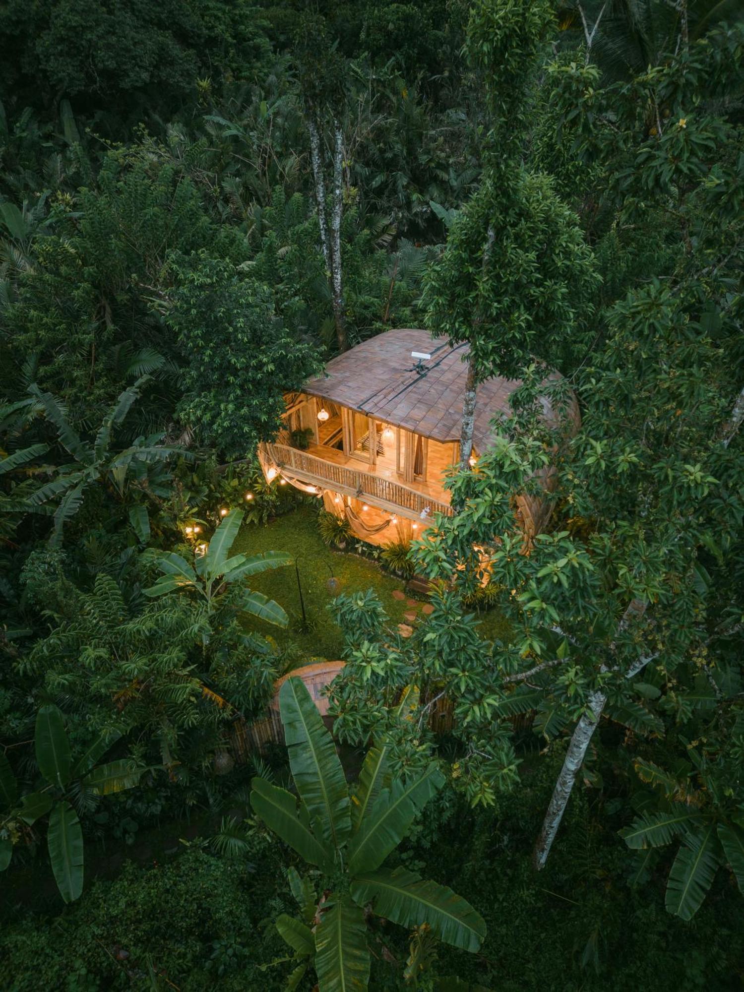 Alamvaya Bali Bamboo House Villa Сидемен Екстериор снимка
