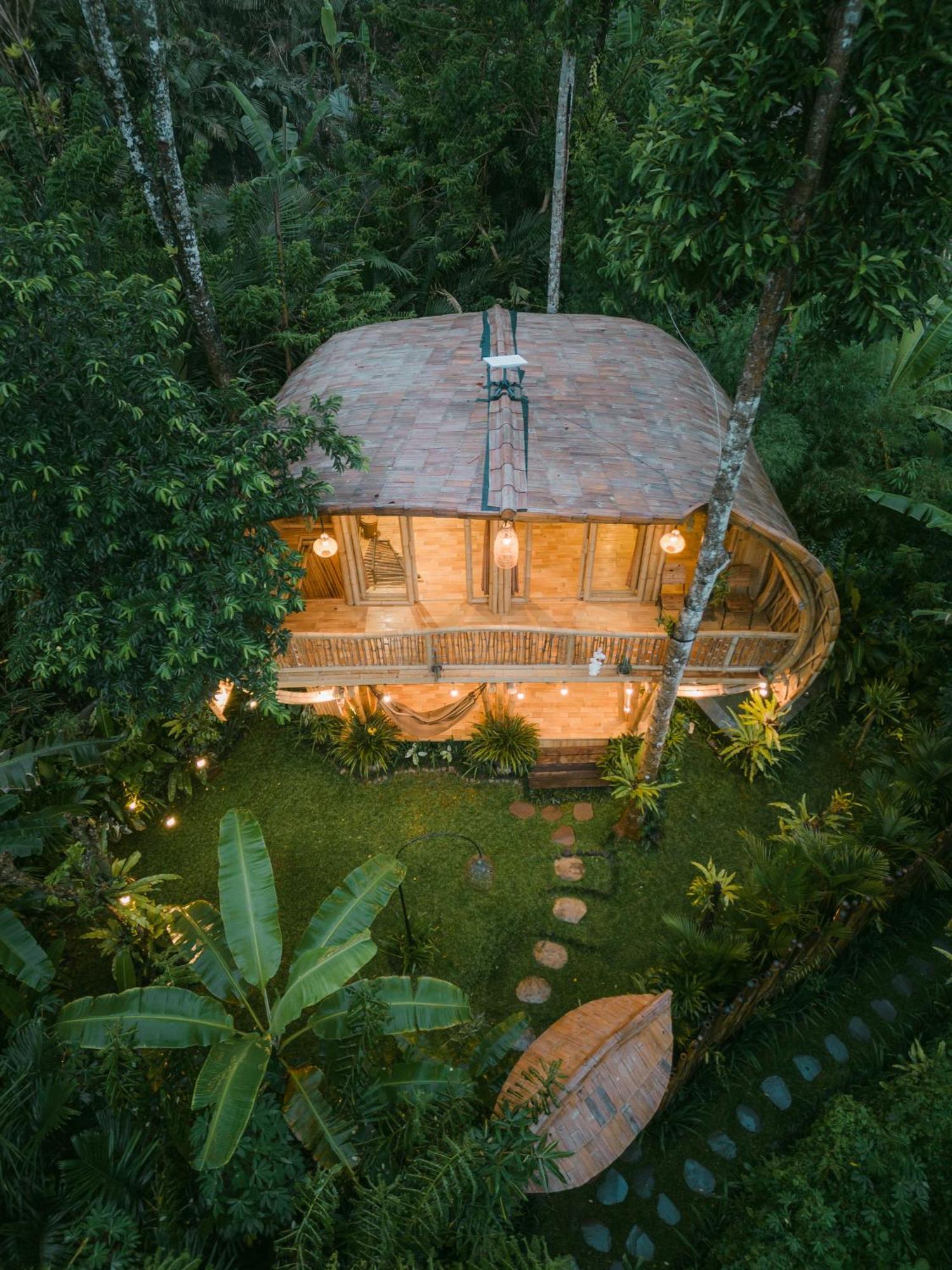Alamvaya Bali Bamboo House Villa Сидемен Екстериор снимка