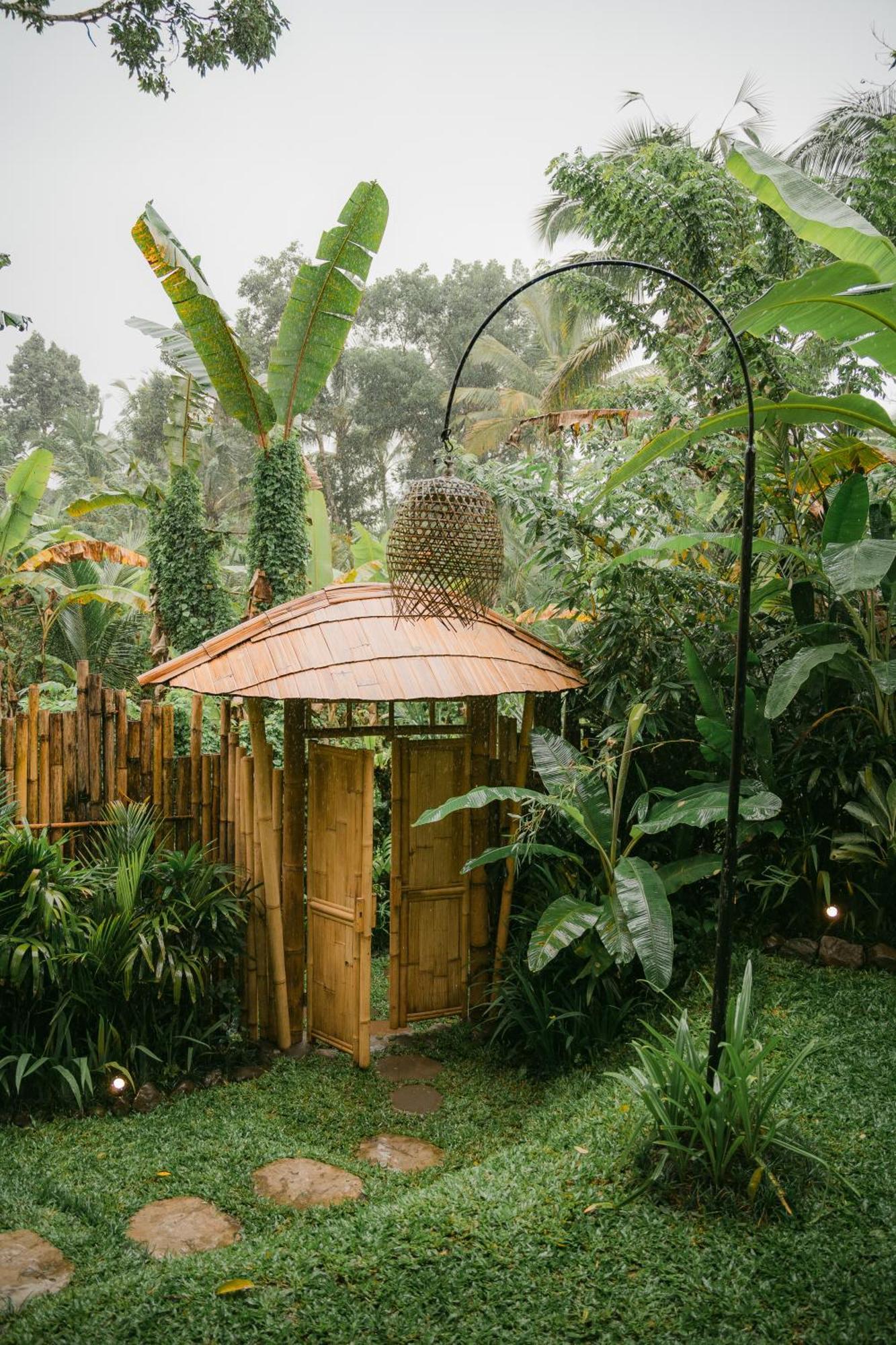 Alamvaya Bali Bamboo House Villa Сидемен Екстериор снимка