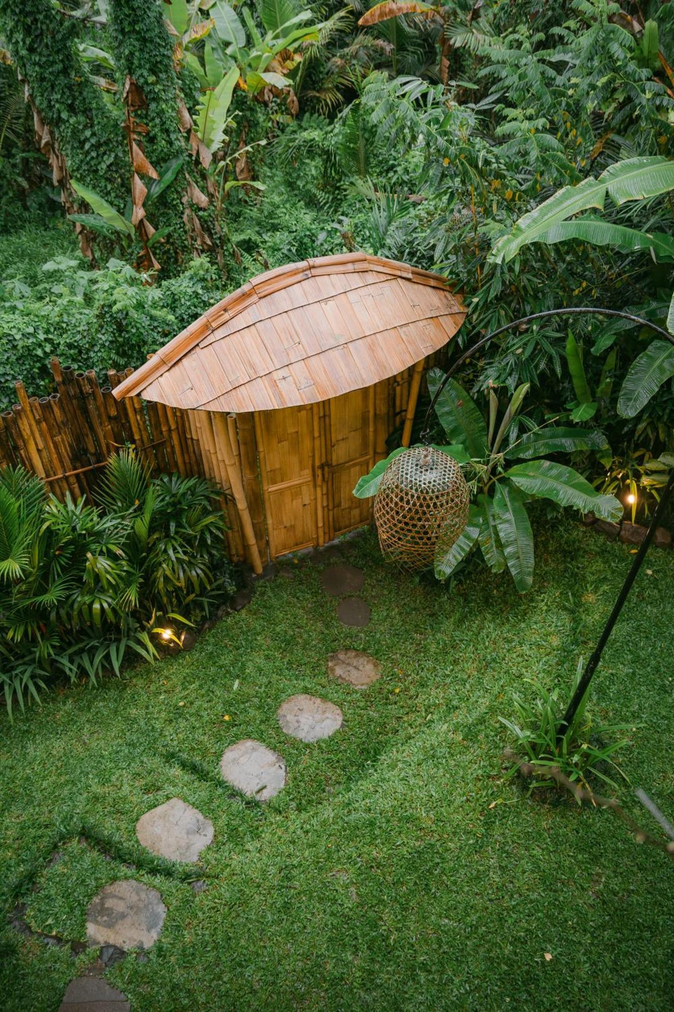 Alamvaya Bali Bamboo House Villa Сидемен Екстериор снимка