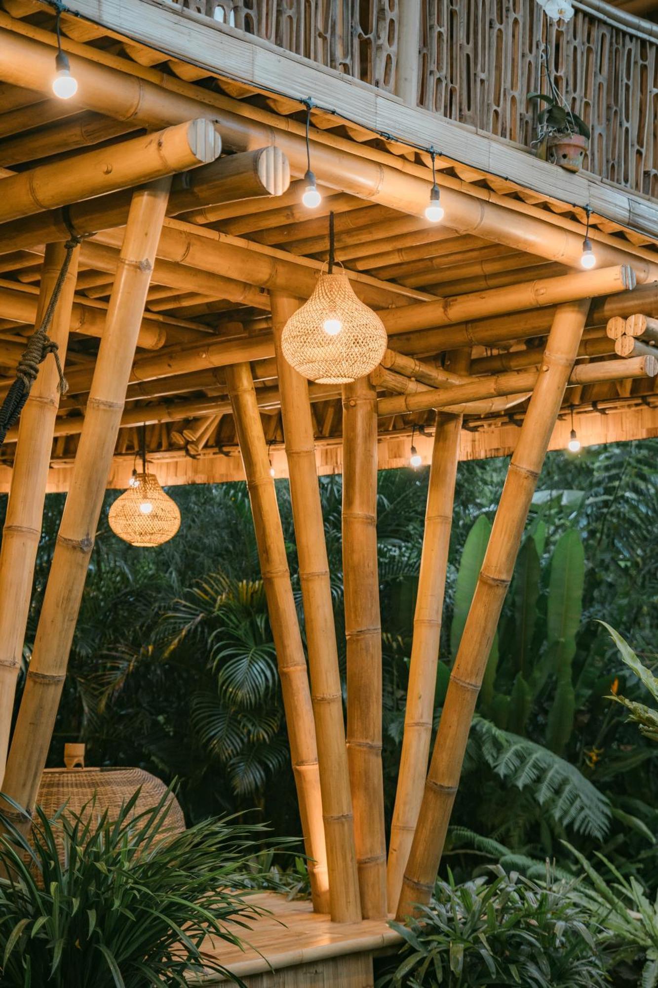 Alamvaya Bali Bamboo House Villa Сидемен Екстериор снимка